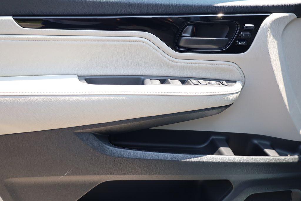 new 2025 Honda Odyssey car, priced at $48,955