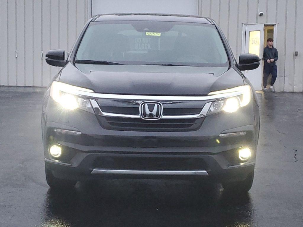 used 2022 Honda Pilot car, priced at $26,000