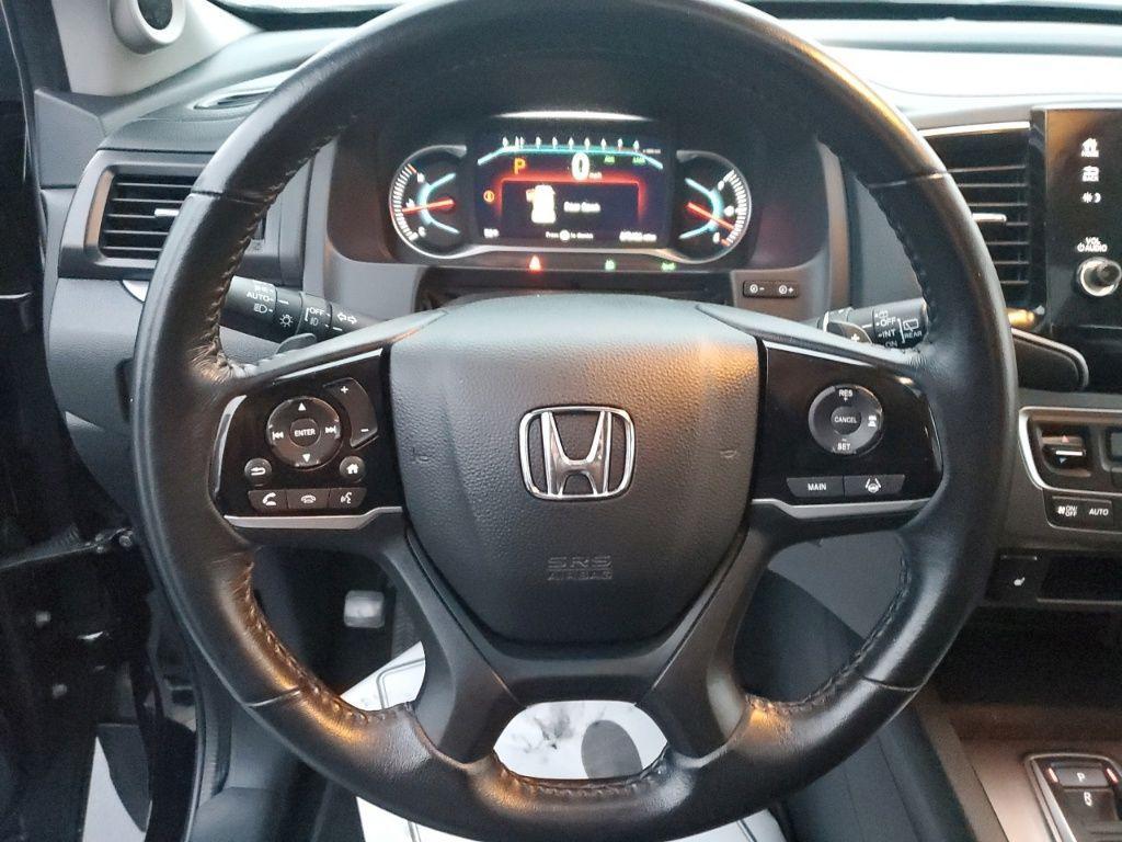 used 2022 Honda Pilot car, priced at $26,000