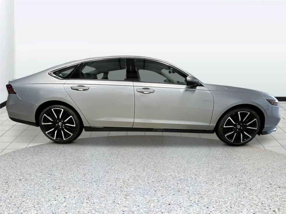 new 2025 Honda Accord Hybrid car, priced at $40,395