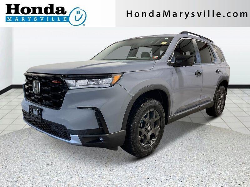 new 2025 Honda Pilot car, priced at $51,250