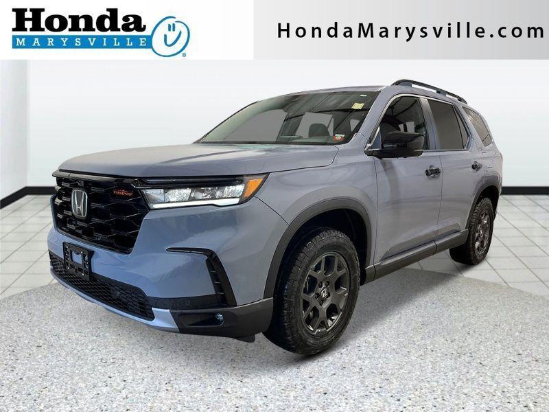 new 2025 Honda Pilot car, priced at $51,250