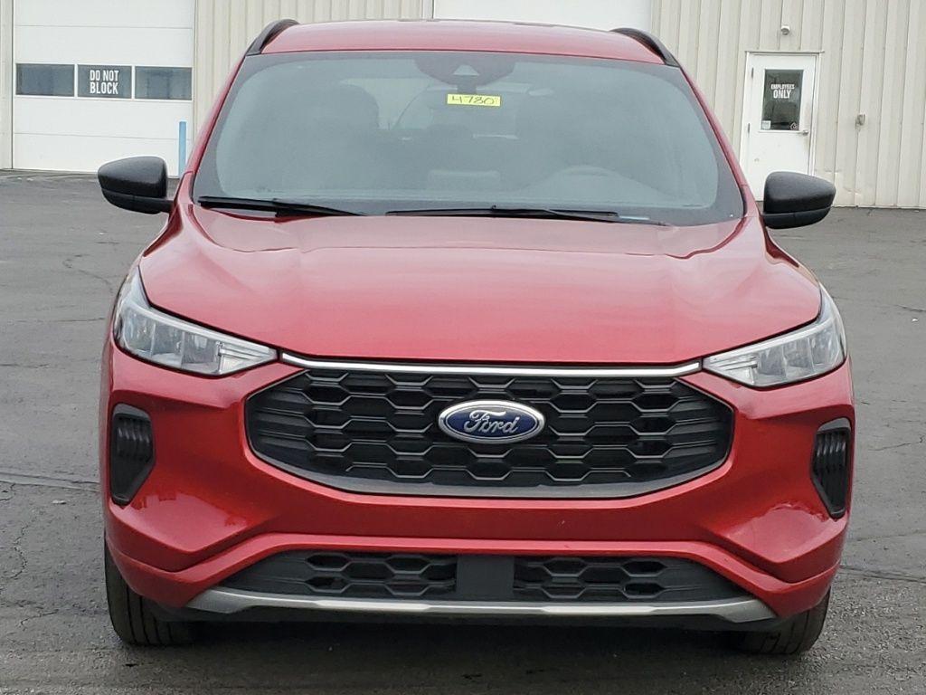 used 2024 Ford Escape car, priced at $26,500