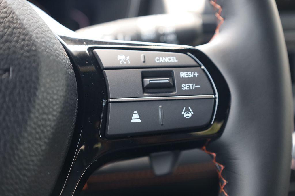 new 2025 Honda Pilot car, priced at $50,895