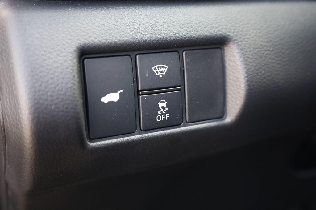 new 2025 Honda Pilot car, priced at $50,895