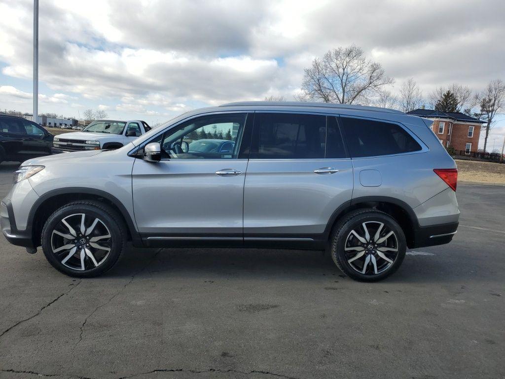 used 2021 Honda Pilot car, priced at $26,200