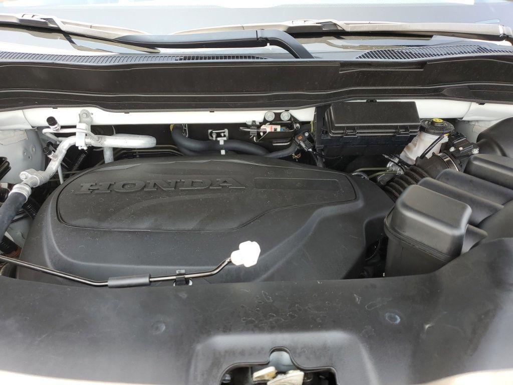 used 2021 Honda Passport car, priced at $26,401