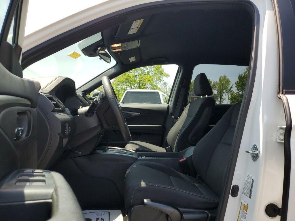used 2021 Honda Passport car, priced at $26,401