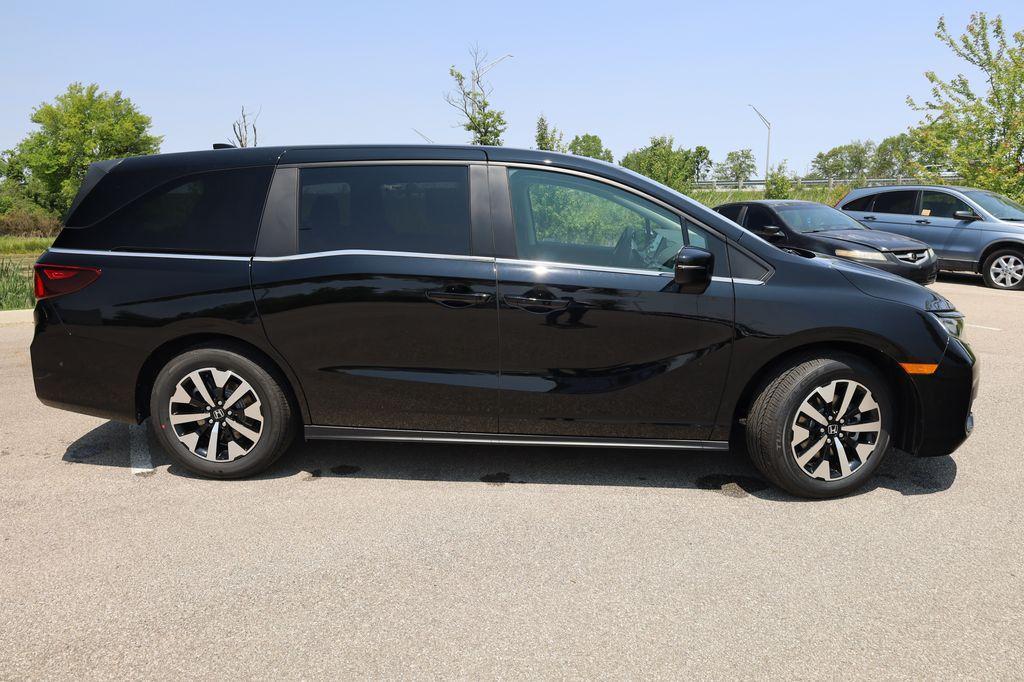 new 2026 Honda Odyssey car, priced at $44,290