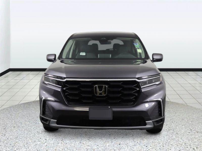 new 2025 Honda Pilot car, priced at $48,475