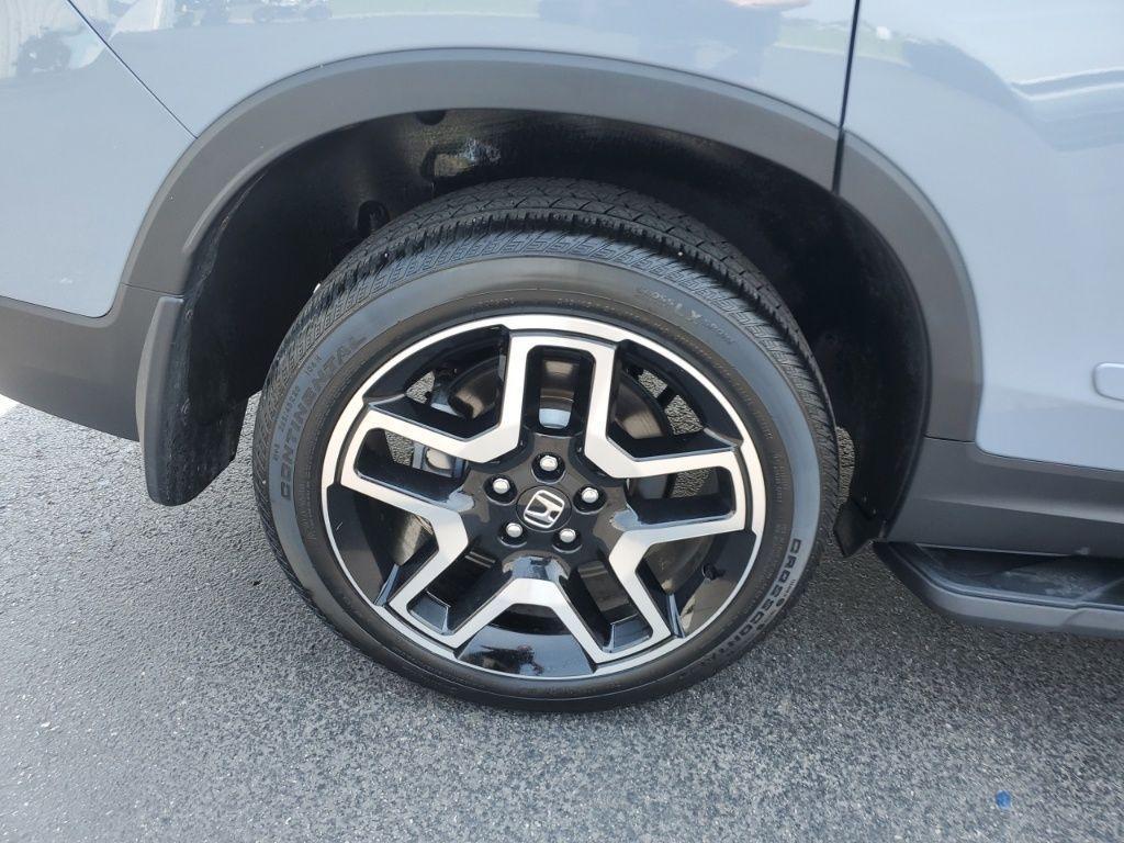 used 2023 Honda Passport car, priced at $37,552