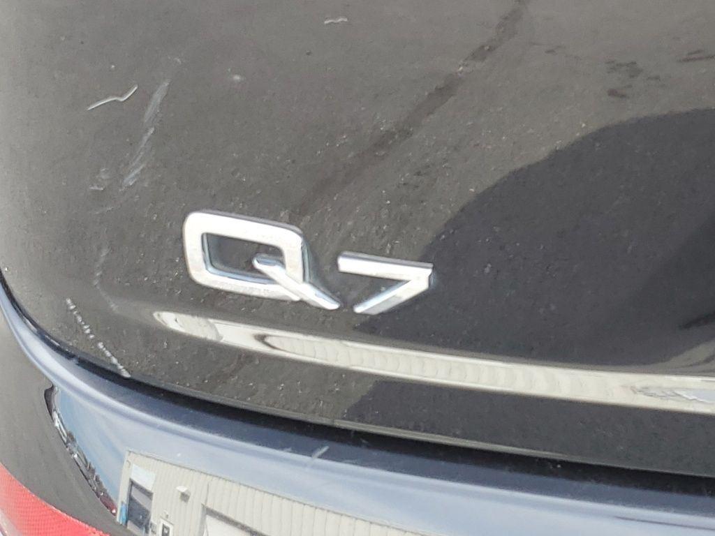 used 2017 Audi Q7 car, priced at $10,500