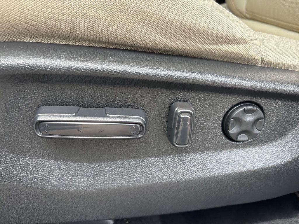 used 2021 Honda CR-V car, priced at $21,727