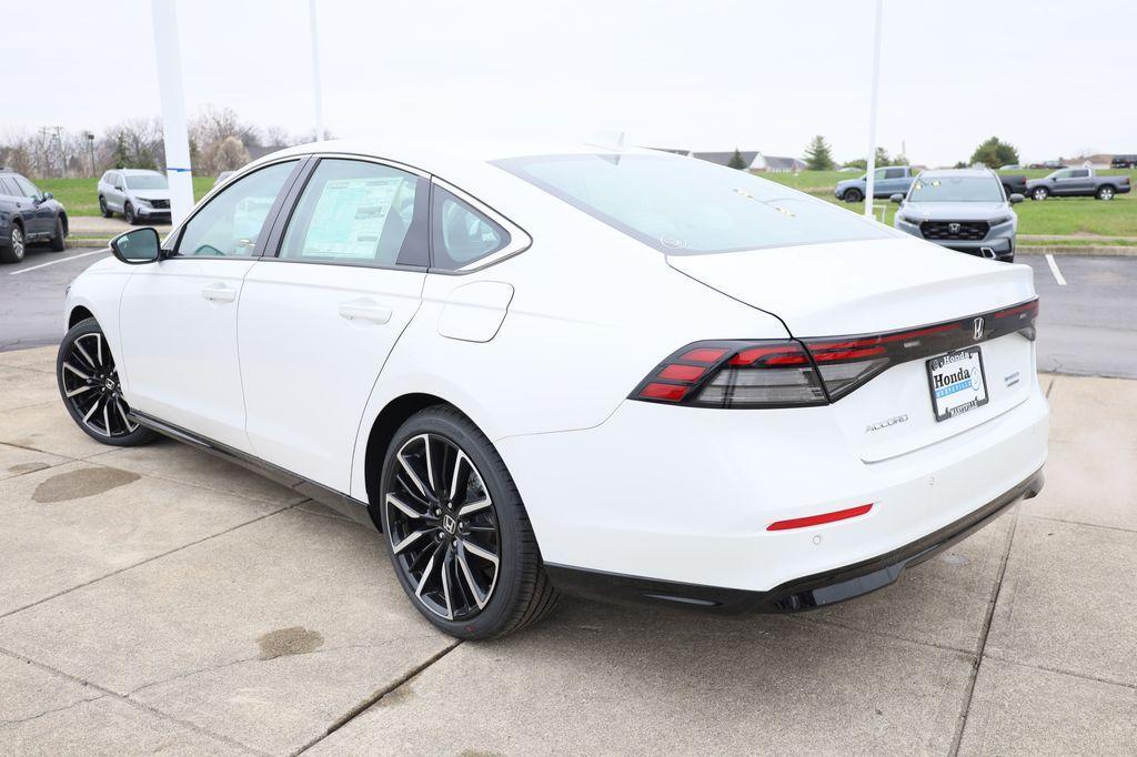 new 2025 Honda Accord Hybrid car, priced at $40,905