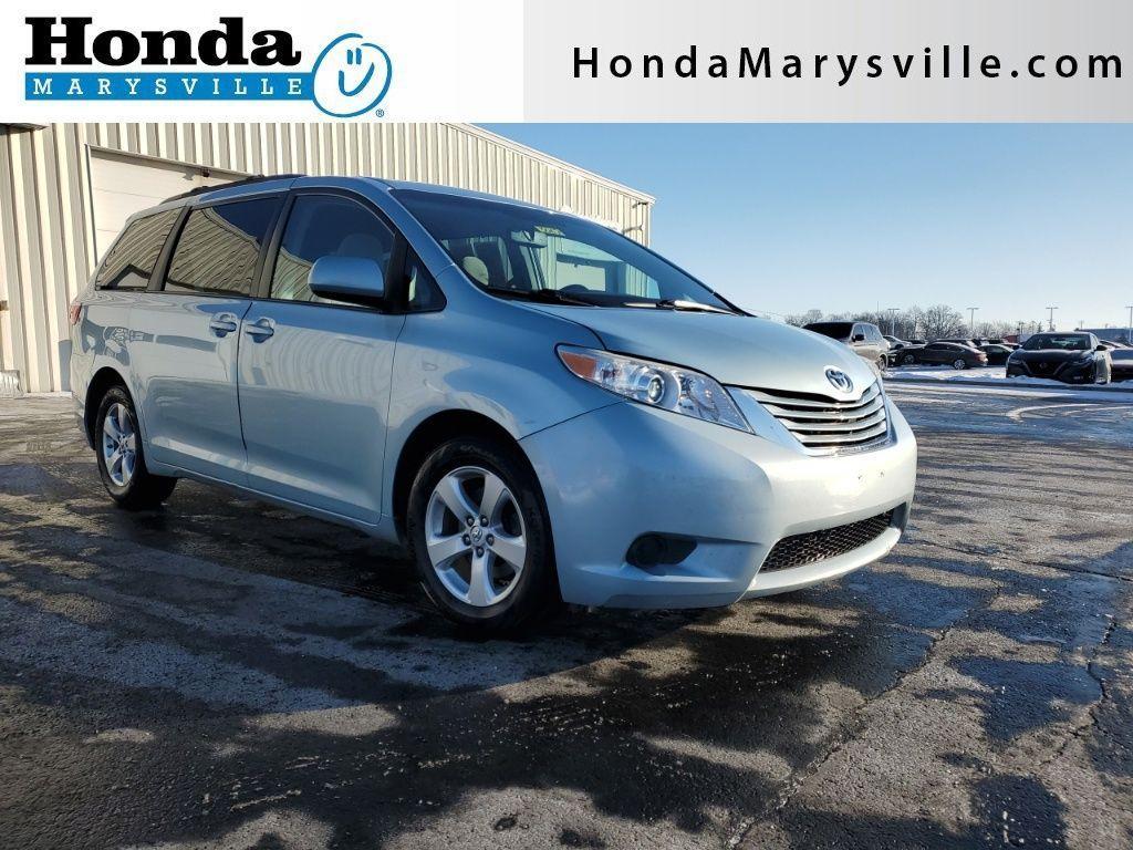 used 2015 Toyota Sienna car, priced at $9,091