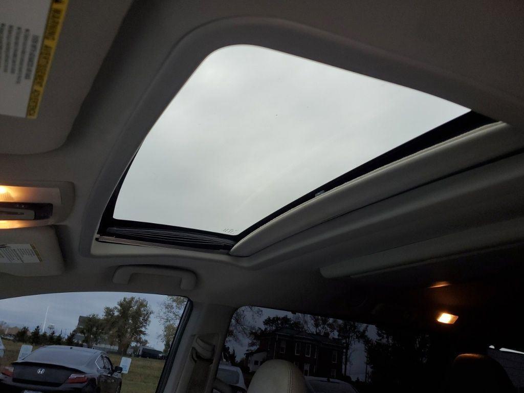 used 2018 Toyota Sienna car, priced at $19,557