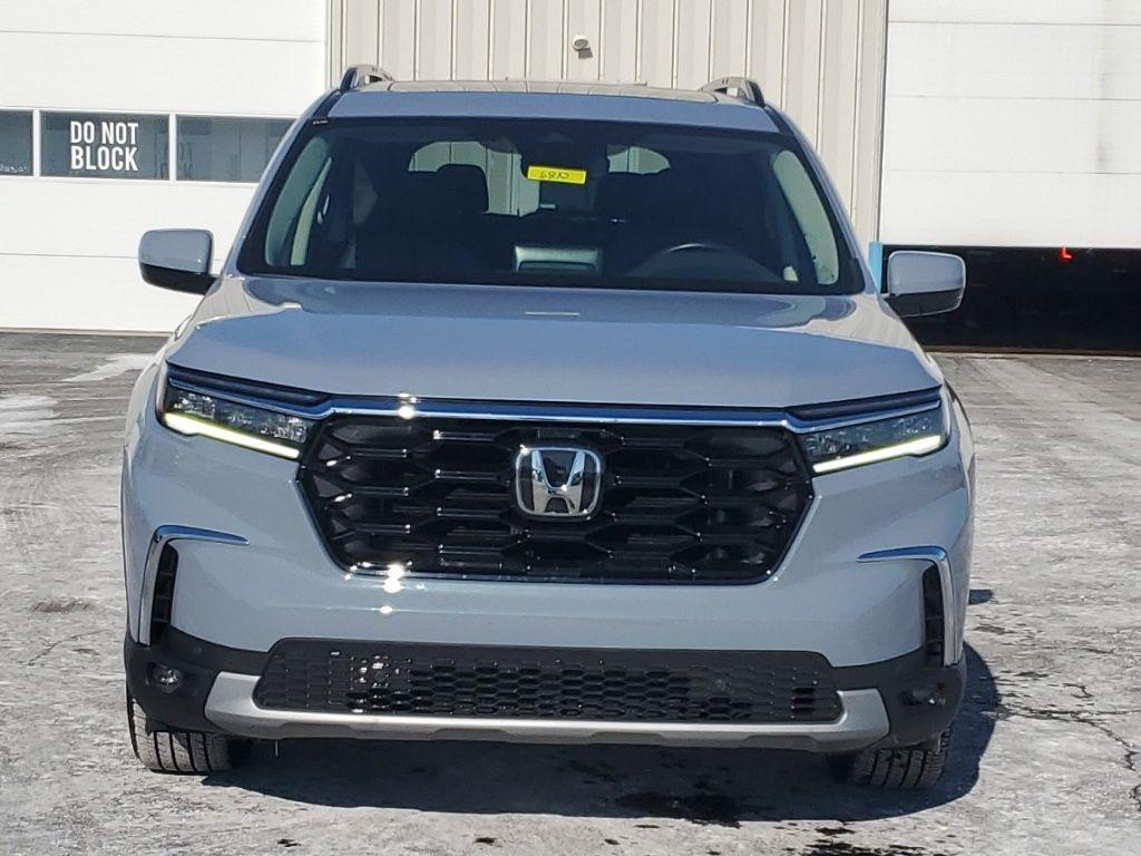 used 2024 Honda Pilot car, priced at $44,179