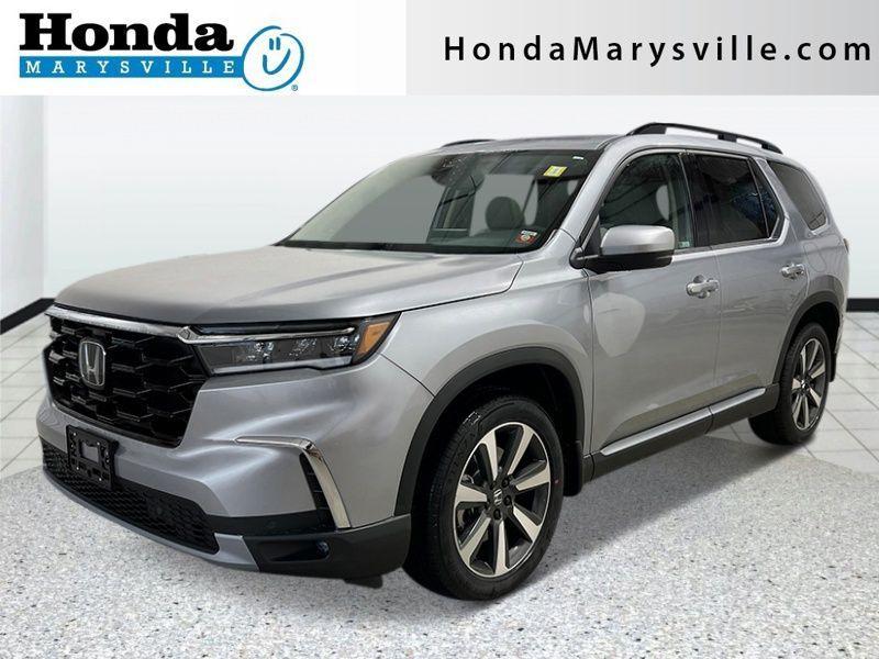 new 2025 Honda Pilot car, priced at $50,695