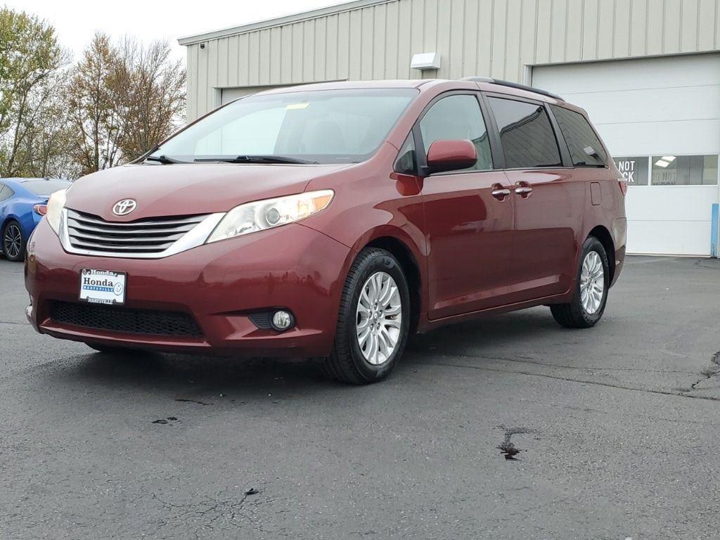 used 2017 Toyota Sienna car, priced at $17,337