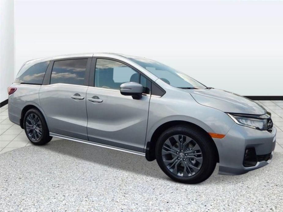 new 2025 Honda Odyssey car, priced at $48,005