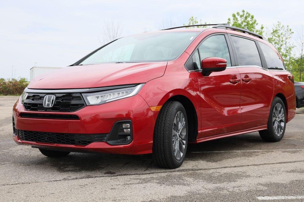 new 2025 Honda Odyssey car, priced at $50,200