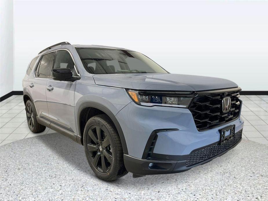 new 2025 Honda Pilot car, priced at $56,430