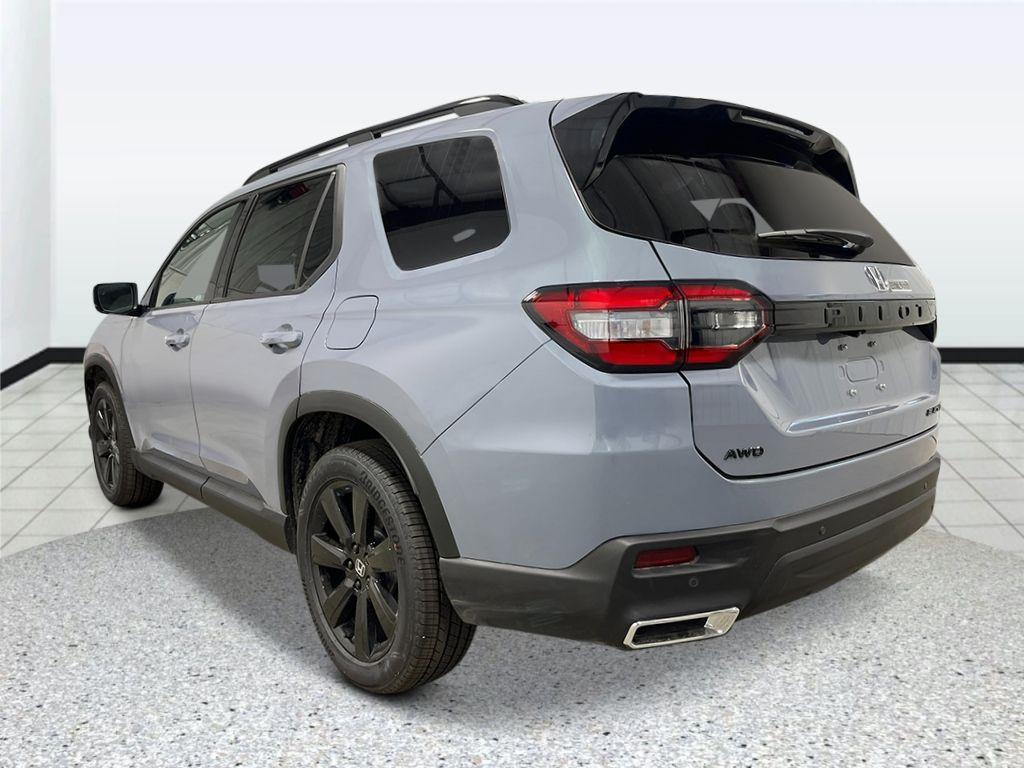 new 2025 Honda Pilot car, priced at $56,530