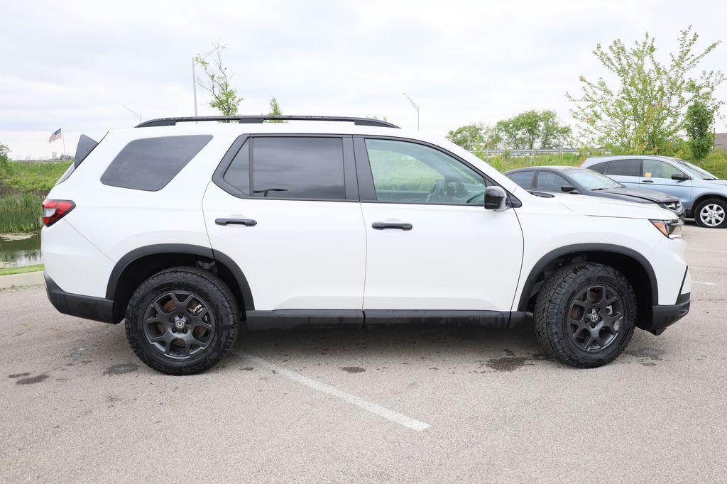 new 2025 Honda Pilot car, priced at $51,785