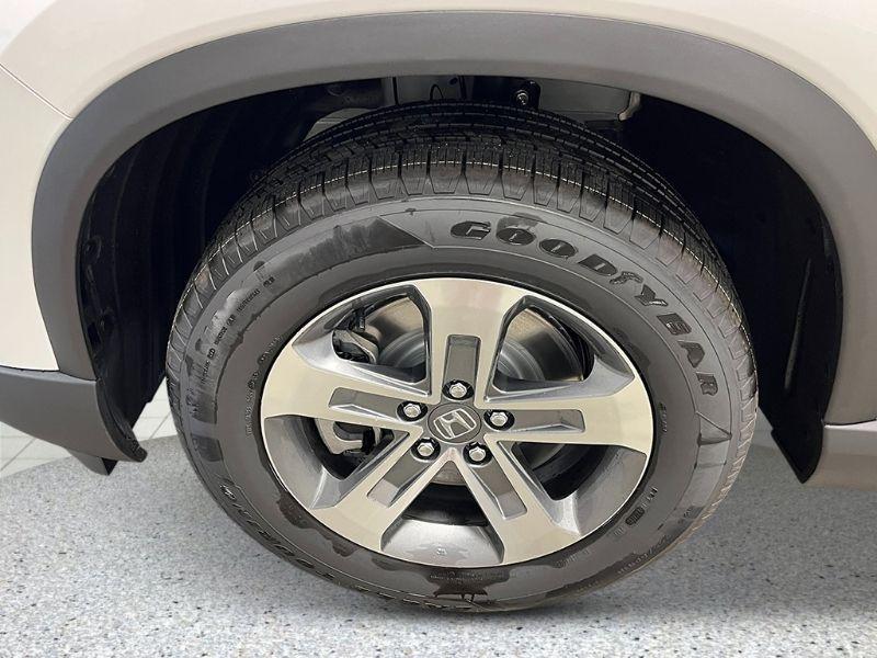 new 2025 Honda Pilot car, priced at $47,505
