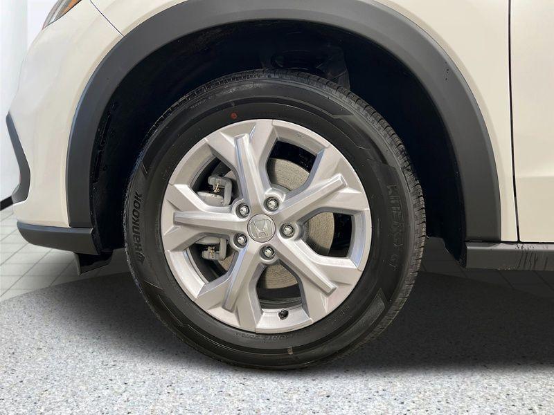 new 2025 Honda HR-V car, priced at $28,750