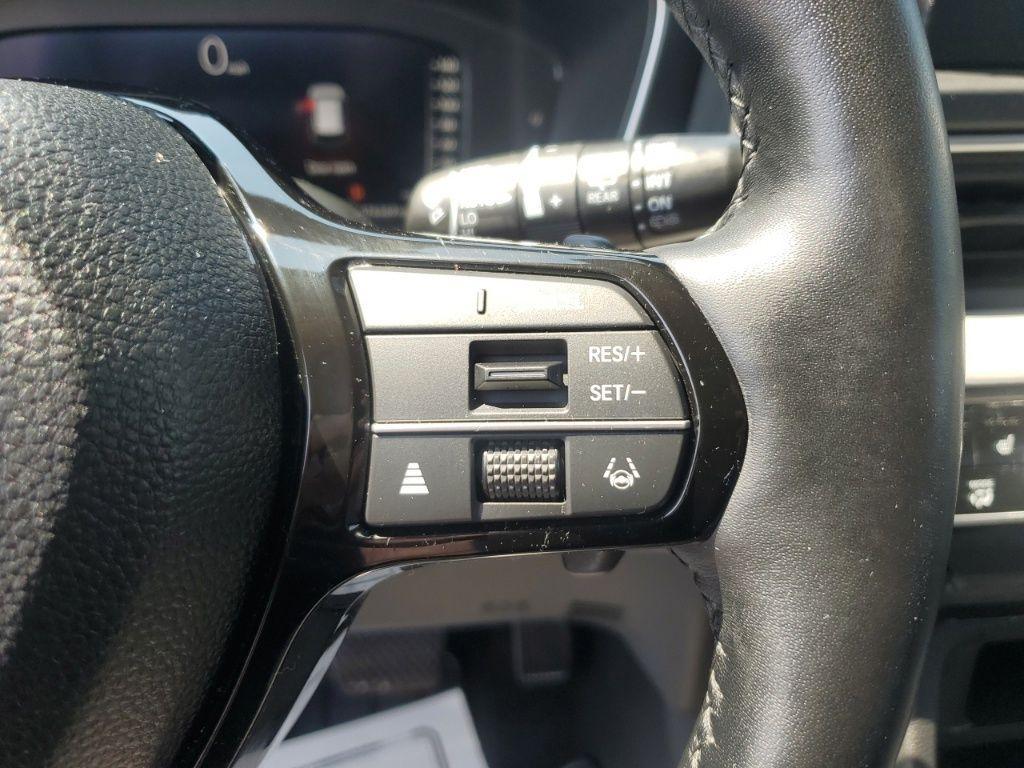 used 2023 Honda Pilot car, priced at $41,773