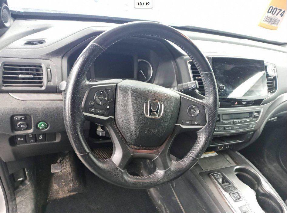 used 2022 Honda Passport car, priced at $30,245