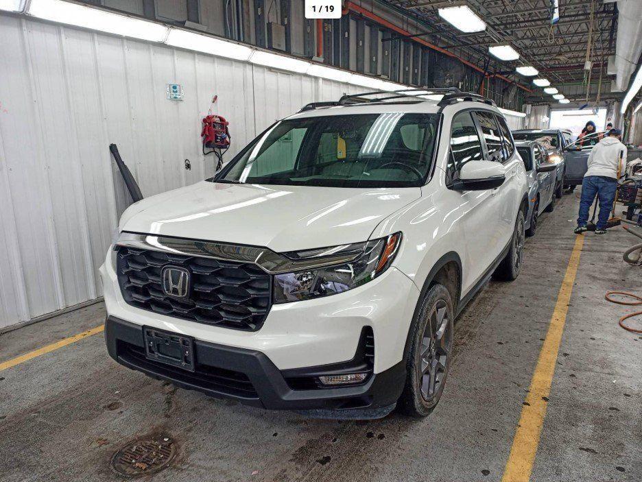 used 2022 Honda Passport car, priced at $30,245