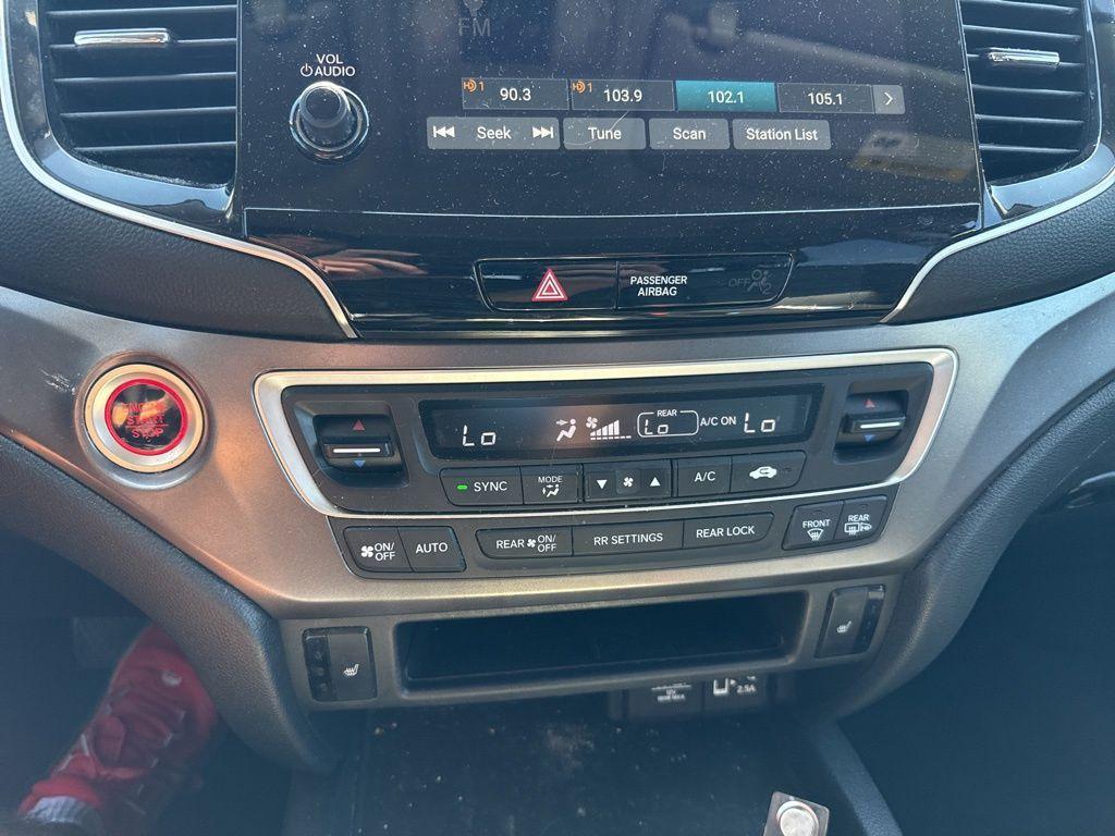 used 2021 Honda Pilot car, priced at $28,000