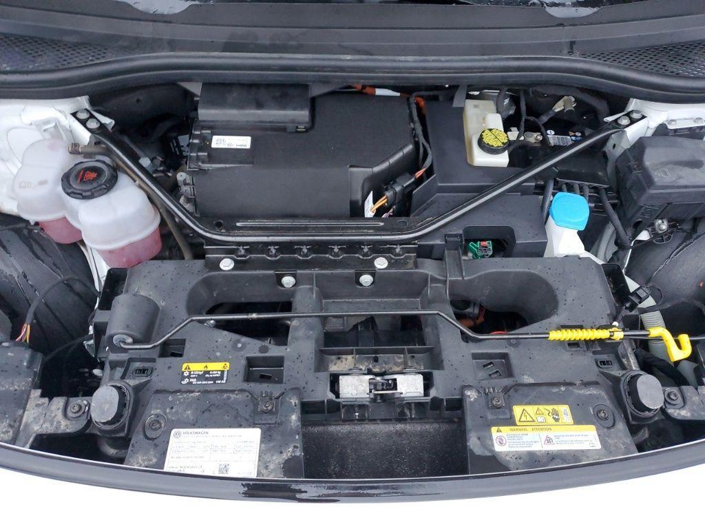 used 2022 Volkswagen ID.4 car, priced at $18,647