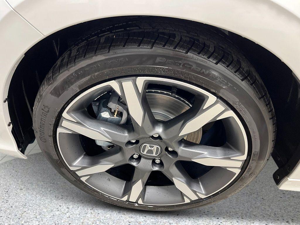 new 2025 Honda Civic Hybrid car, priced at $33,555