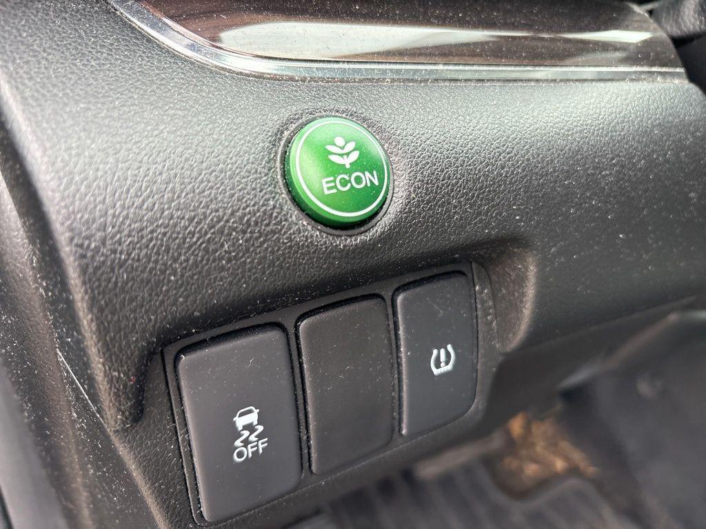 used 2015 Honda CR-V car, priced at $12,237