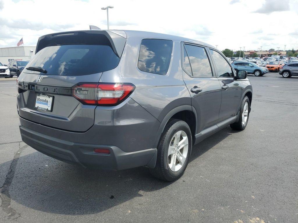 used 2023 Honda Pilot car, priced at $30,997