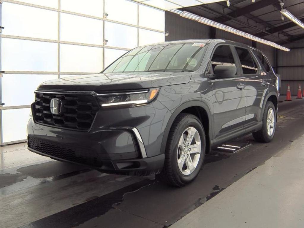 used 2023 Honda Pilot car, priced at $31,619