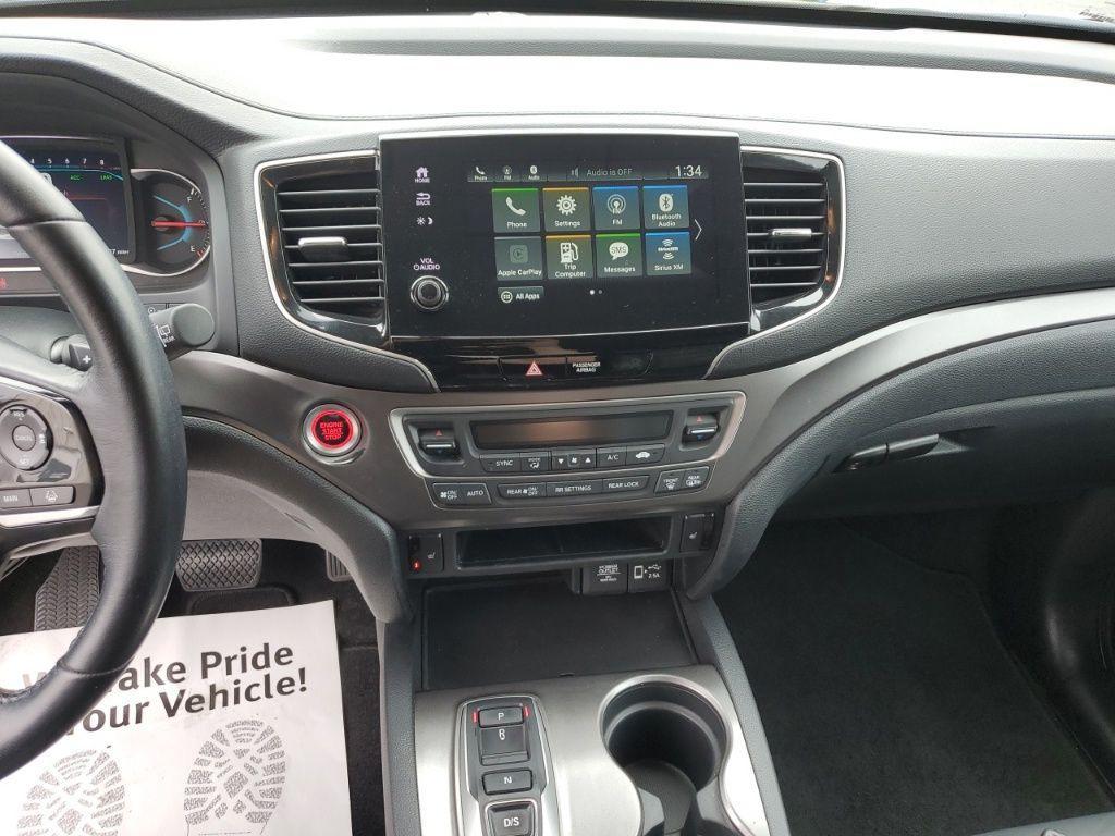 used 2021 Honda Pilot car, priced at $25,000