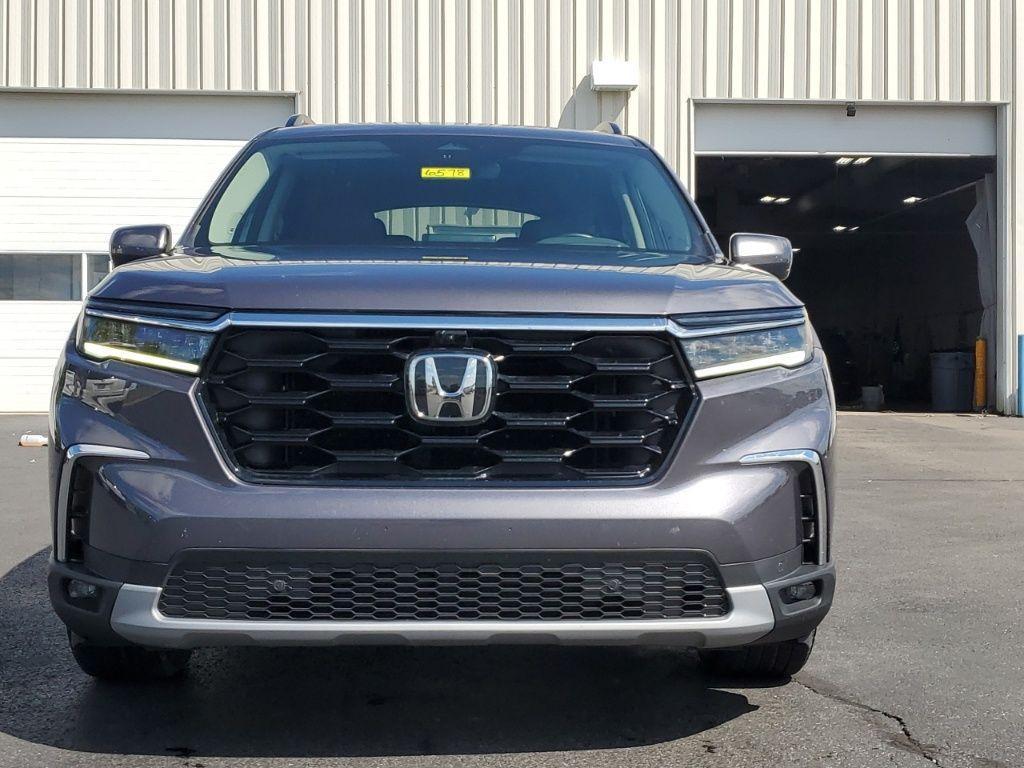 used 2023 Honda Pilot car, priced at $44,997