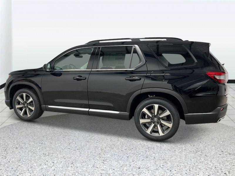 new 2025 Honda Pilot car, priced at $54,530