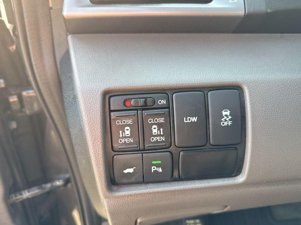 used 2016 Honda Odyssey car, priced at $15,797
