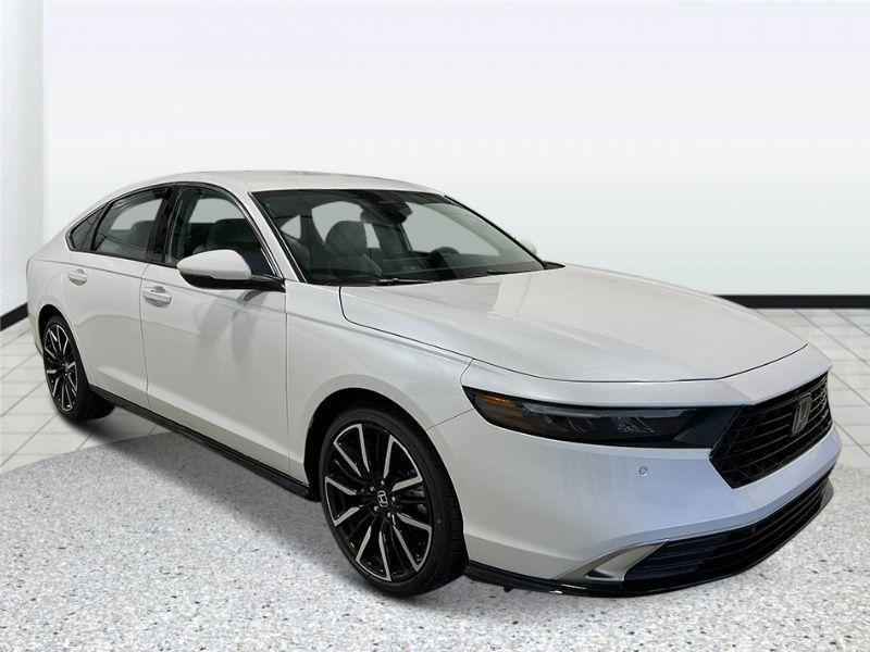 new 2025 Honda Accord Hybrid car, priced at $40,850