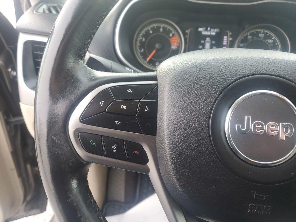 used 2019 Jeep Cherokee car, priced at $13,545