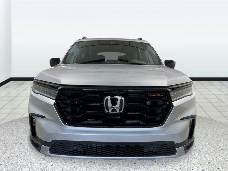 new 2025 Honda Pilot car, priced at $50,495