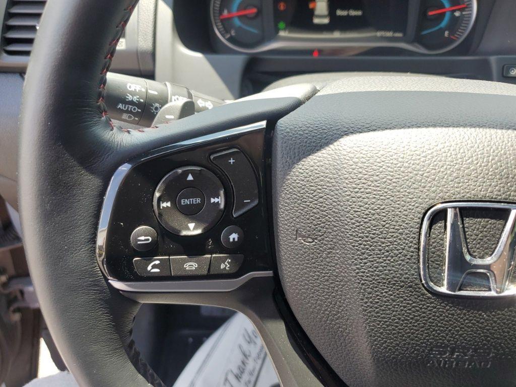 used 2022 Honda Pilot car, priced at $33,227