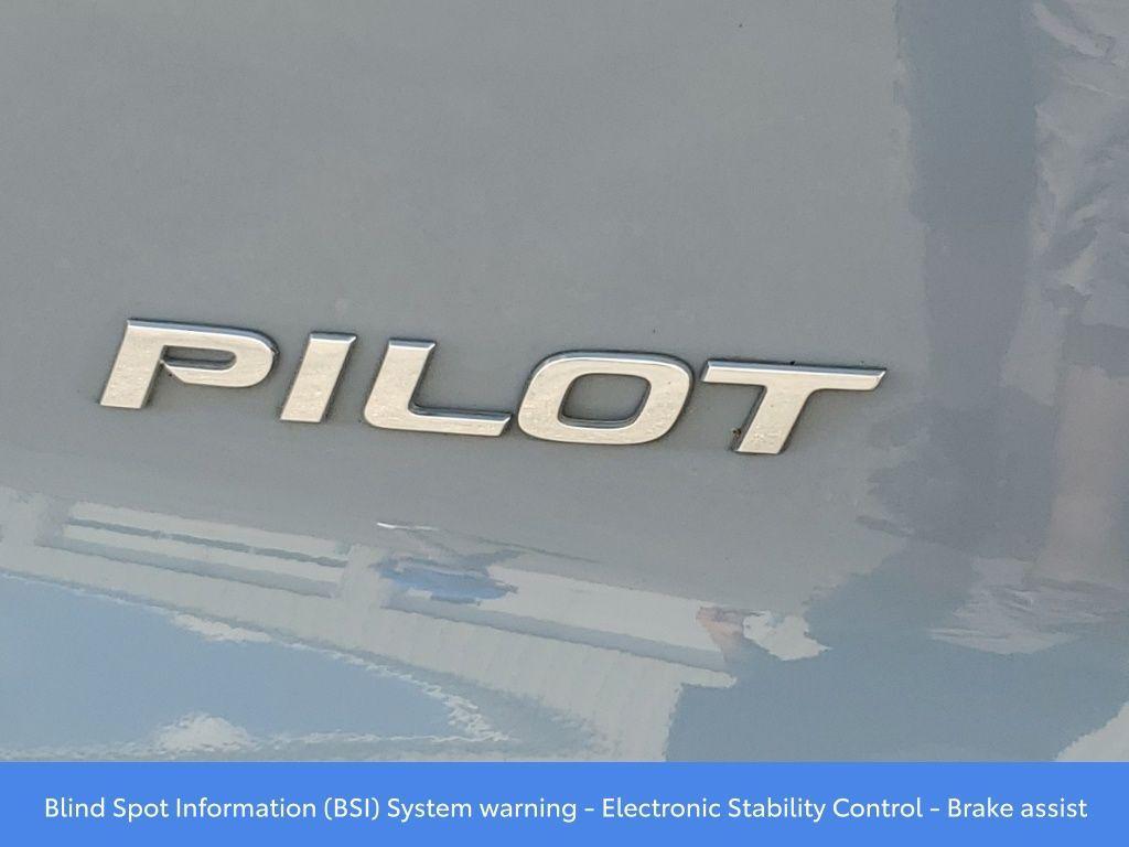 used 2022 Honda Pilot car, priced at $33,227