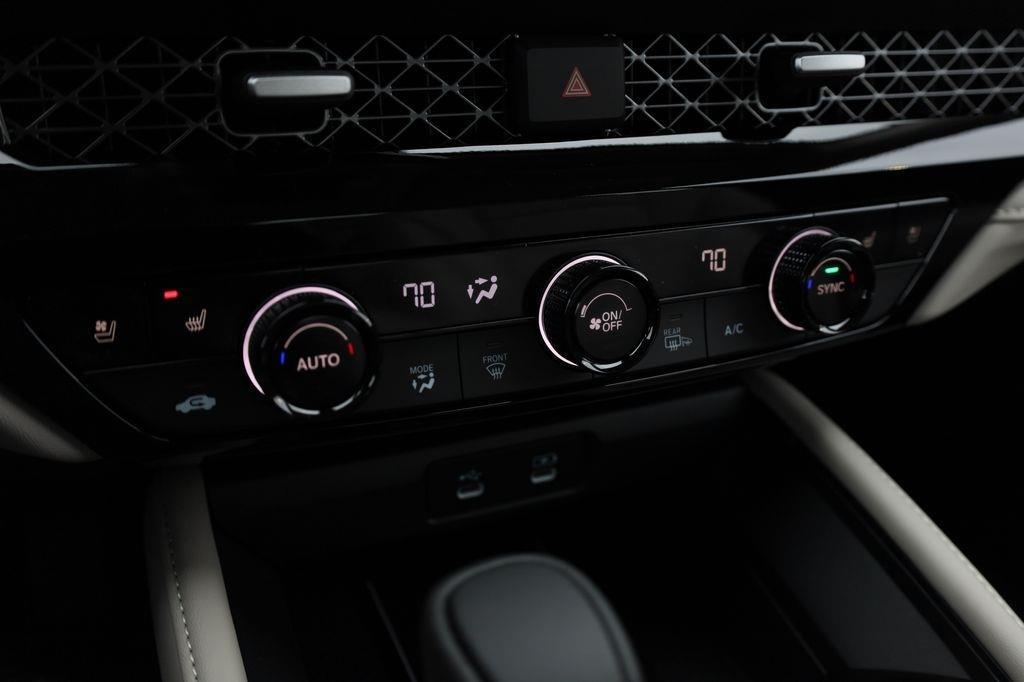 new 2025 Honda Accord Hybrid car, priced at $40,495