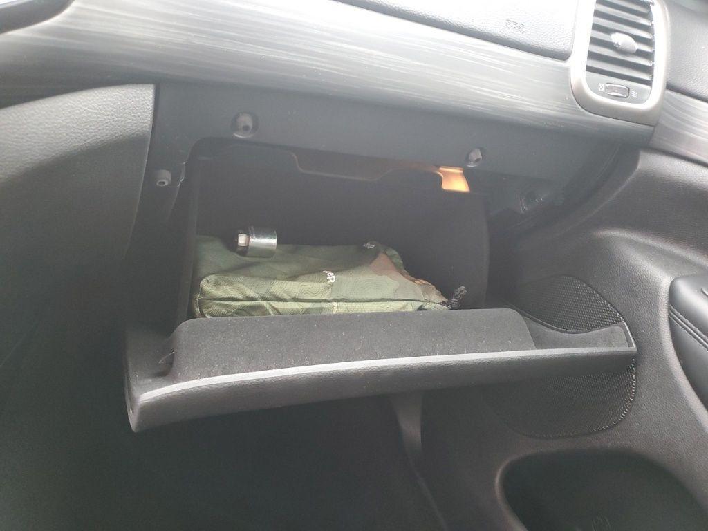 used 2022 Jeep Grand Cherokee WK car, priced at $19,498